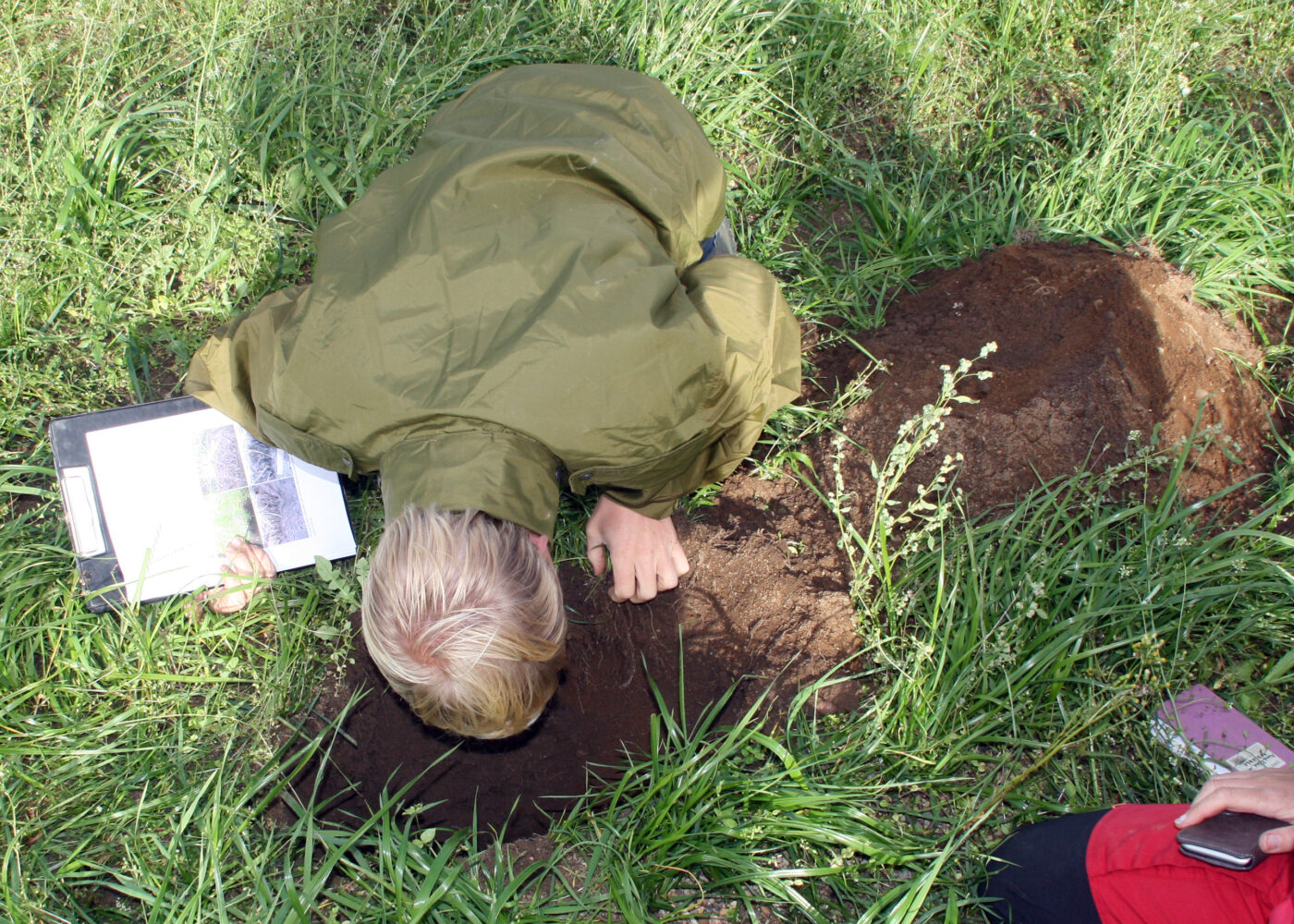 Stikk spaden i jorda