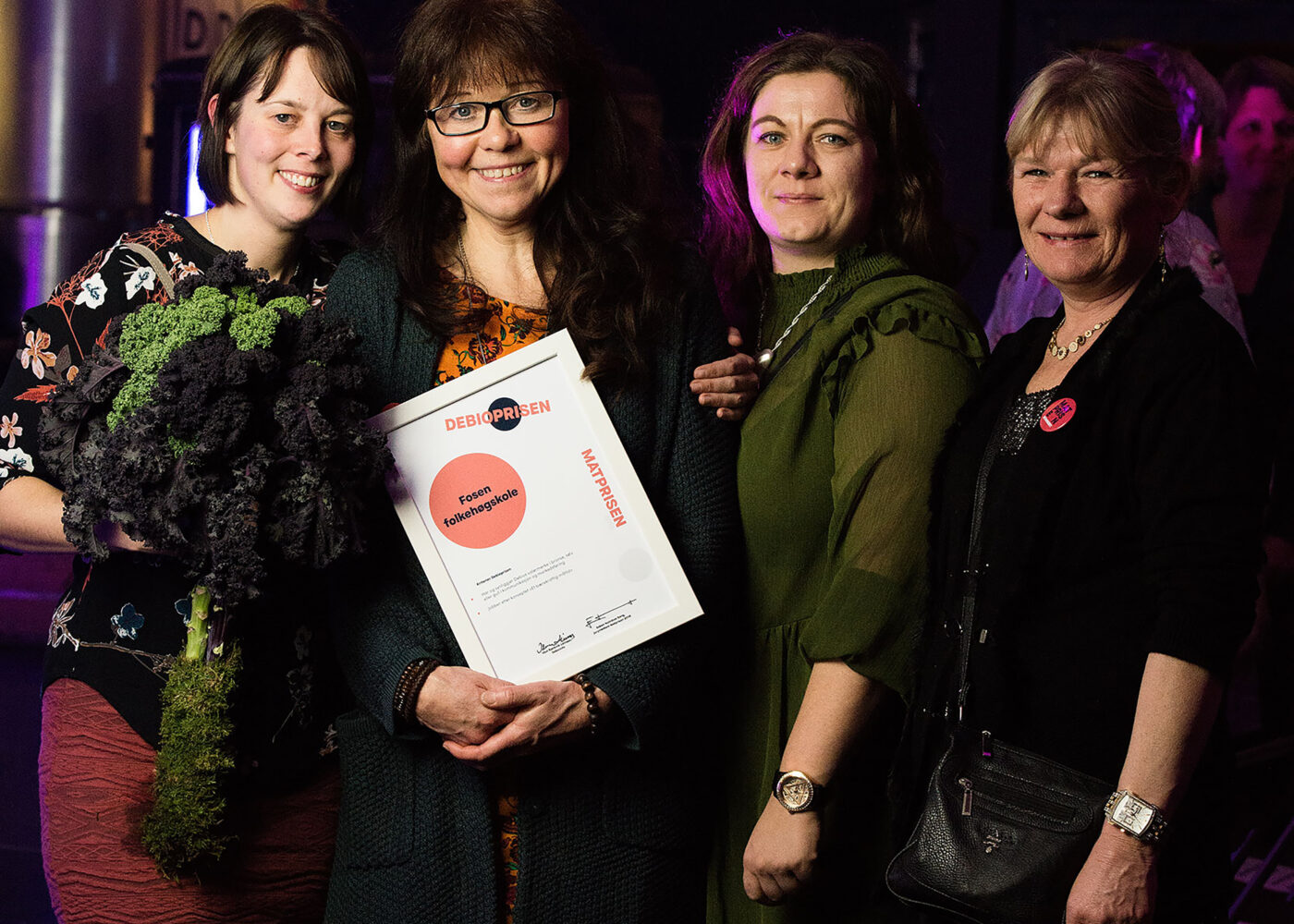 Prisdryss til skoler på Matpris-utdeling