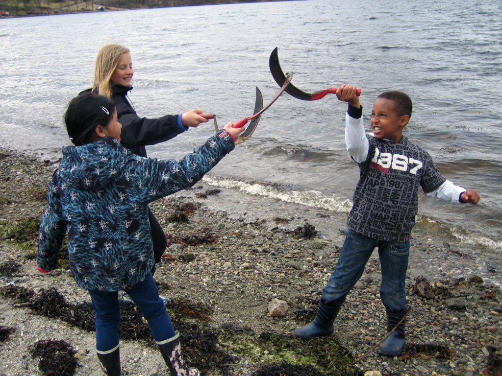 Alt er tverrfaglig! Tang, for eksempel: en kilde til gjødsel og dyrefôr, et viktig industriprodukt, en ressurs som det før i tiden kunne bli slåsskamp om.