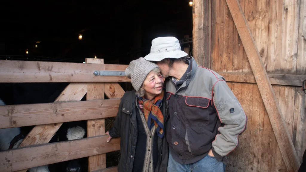 Det har blitt mange priser å holde styr på opp gjennom årene, men kommunens egen pris, utdelt i september 2024, varmer nok litt ekstra. Foto: A.-K. Løes