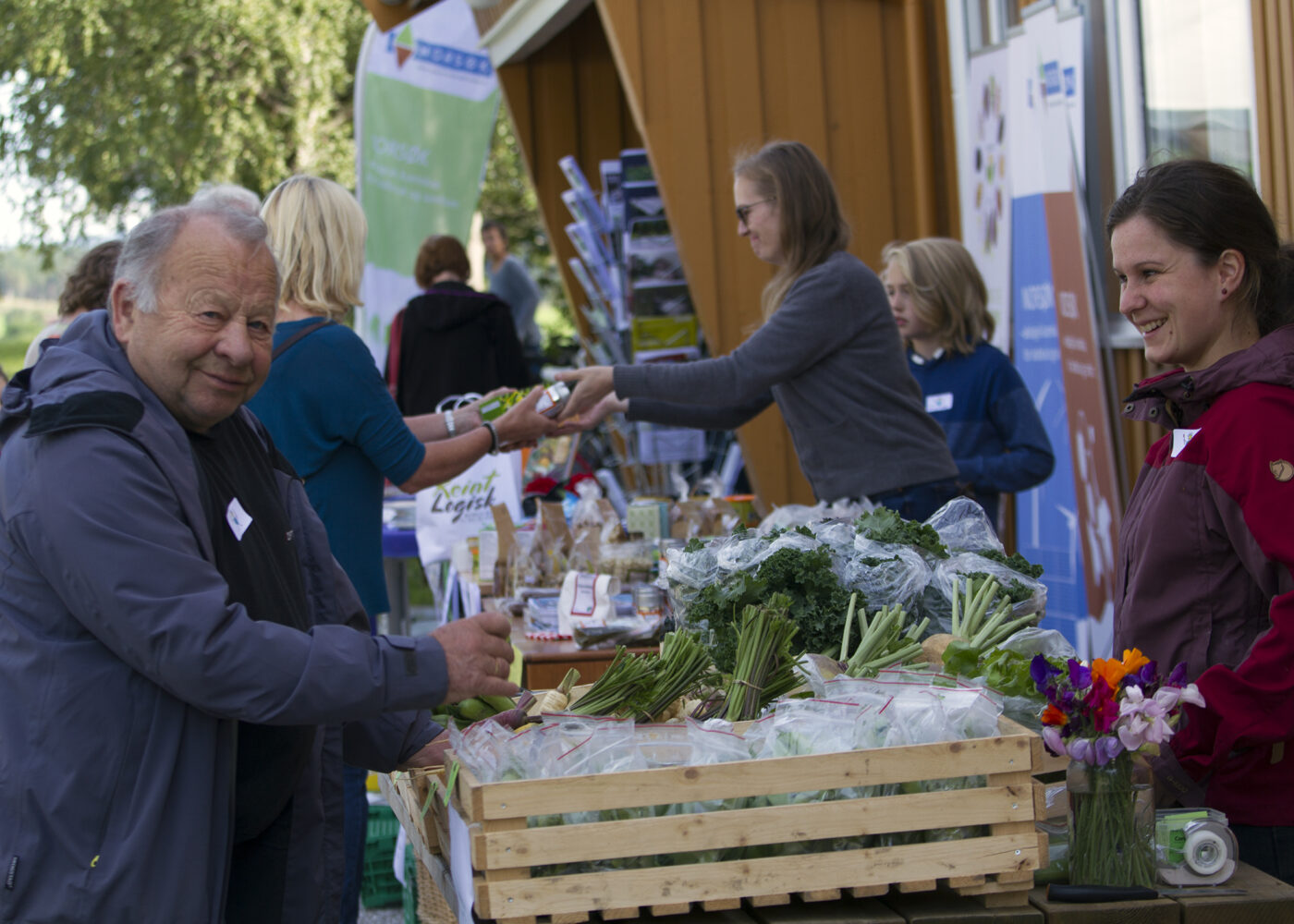 Hvem gjør hva for økologisk produksjon og forbruk?