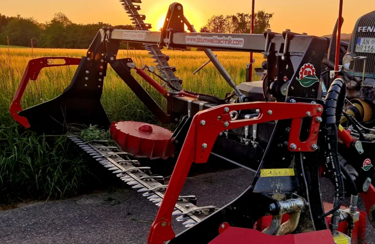 Slik kan slåtten bli mer skånsom for insektene