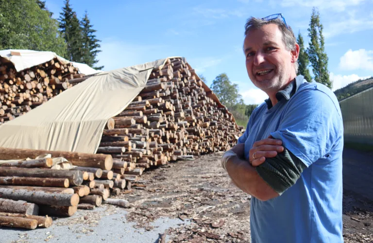 Flisfyring til oppvarming av økologisk gartneri