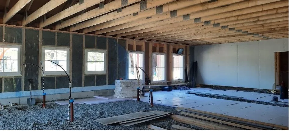 Den nye driftsbygningen skal inneholde ysteri, kontor, kjølerom og slakteri.